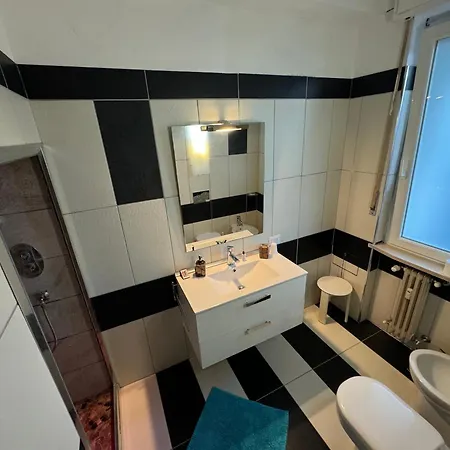 Casa Grivola 29 * Vercelli